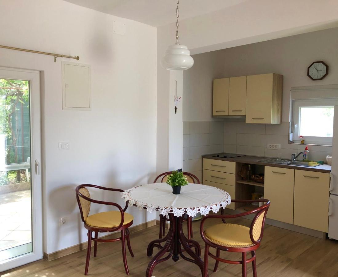 Apartmani Stellar Malinska Εξωτερικό φωτογραφία