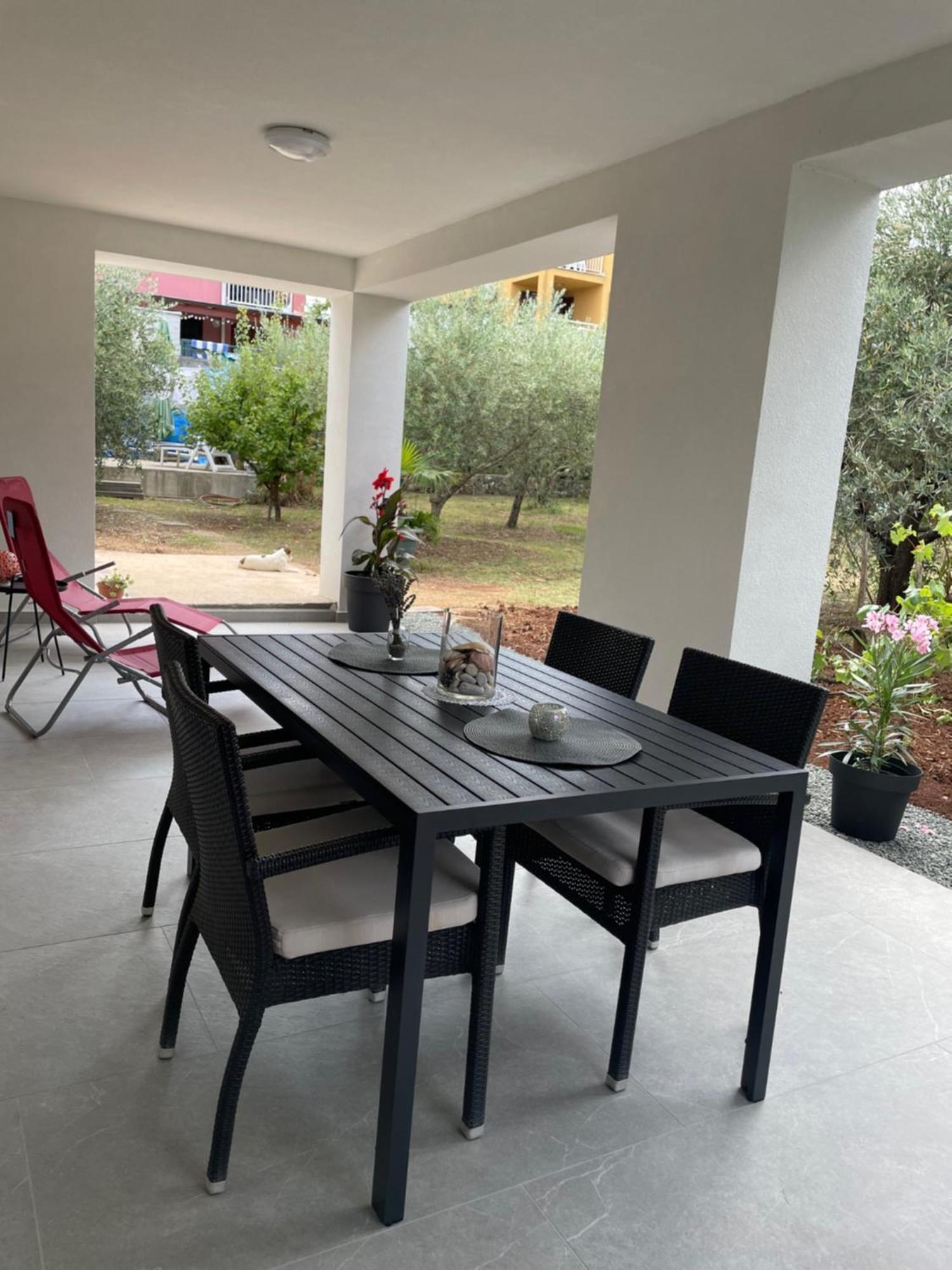 Apartmani Stellar Malinska Εξωτερικό φωτογραφία